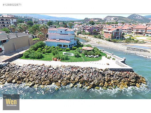 Satılık İZMİR'DE DENİZ HİÇ BU KADAR KEYİFLİ OLMADI , YALI MALİKANESİ