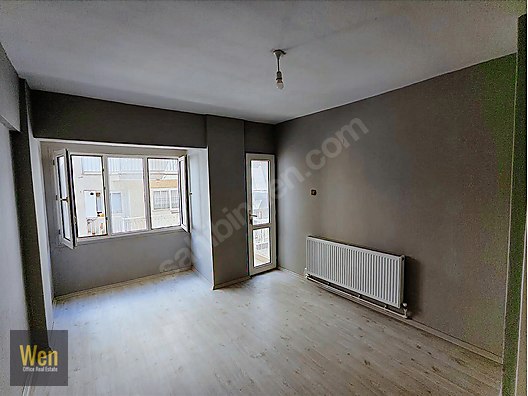 Satılık Daire Satılık Karşıyaka Aksoy'da Arakat Full tadilatlı 2+1 k. mutfak daire