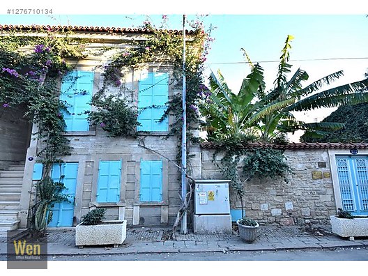 Satılık İZMİR FOÇA'DA 150 YILLIK TESCİLLİ TARİHİ TAŞEV